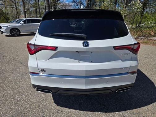 White 2023 Acura MDX Technology