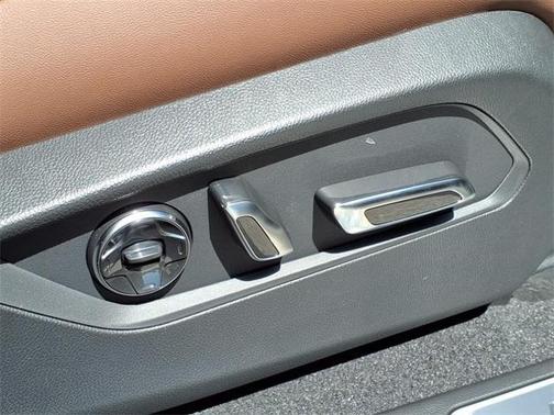 2025 Acura RDX Advance Package