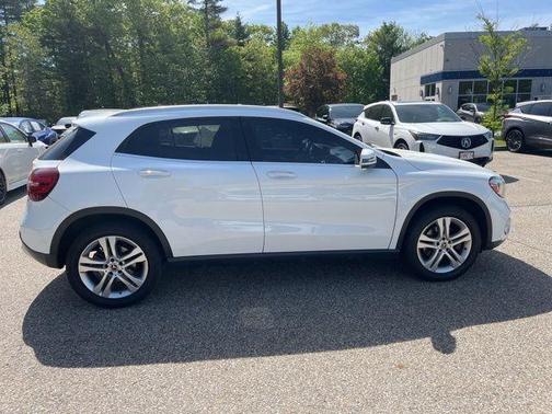 White 2019 Mercedes-Benz GLA 250 4MATIC