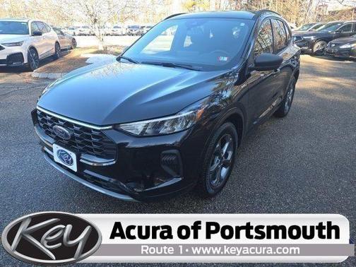 Agate Black Metallic 2023 Ford Escape ST-Line