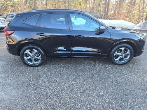 Agate Black Metallic 2023 Ford Escape ST-Line