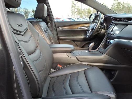 2019 Cadillac XT5 Platinum