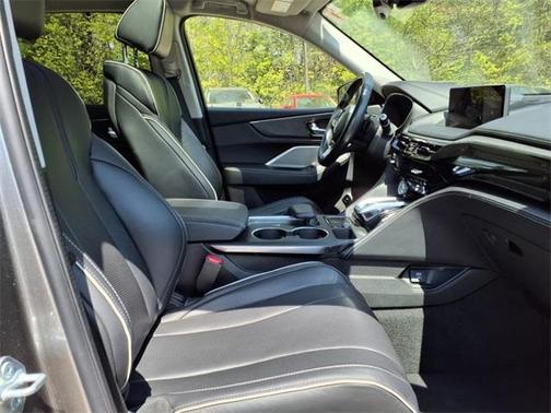 2022 Acura MDX Advance