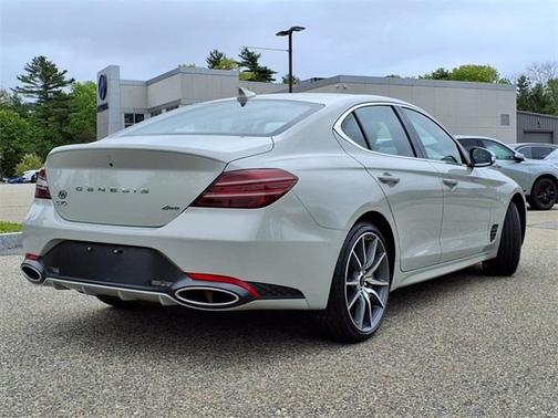 2024 Genesis G70 2.5T