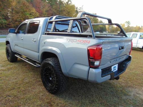 2018 Toyota Tacoma TRD Sport