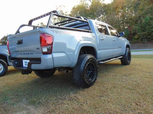 2018 Toyota Tacoma TRD Sport