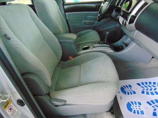Silver 2009 Toyota Tacoma Double Cab