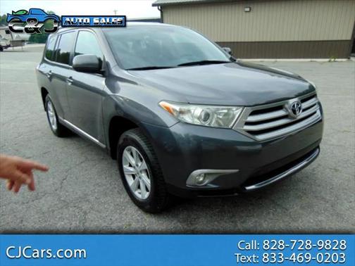 2013 Toyota Highlander SE