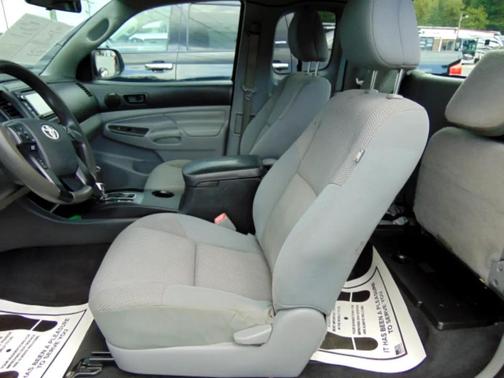 2015 Toyota Tacoma Base