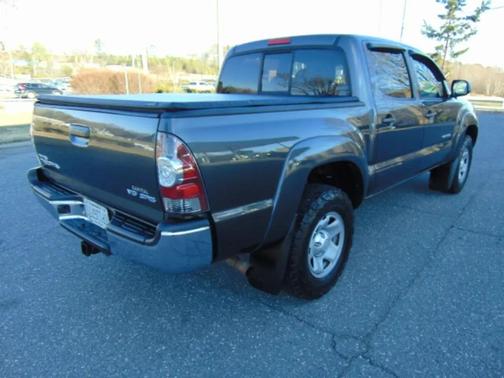 2013 Toyota Tacoma Base