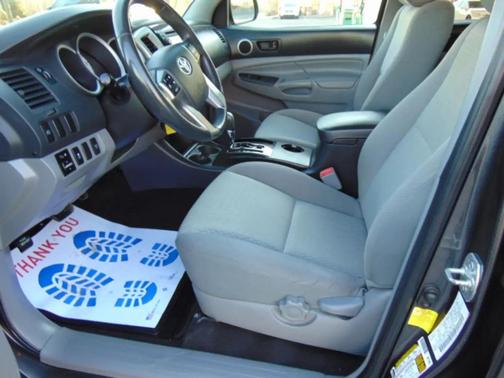 2013 Toyota Tacoma Base