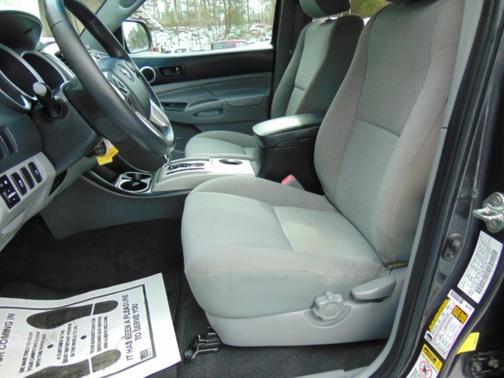 2014 Toyota Tacoma Base