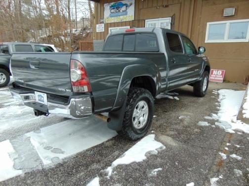 2014 Toyota Tacoma Base