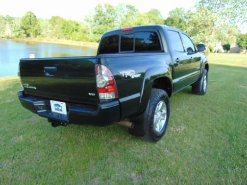 Dark Green 2013 Toyota Tacoma Base