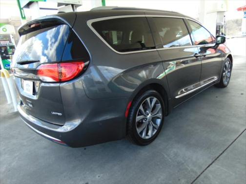 2018 Chrysler Pacifica Limited