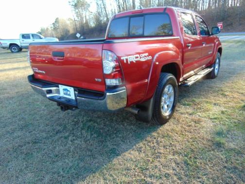 2014 Toyota Tacoma Base