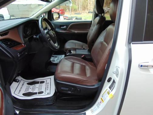 2015 Toyota Sienna Limited Premium