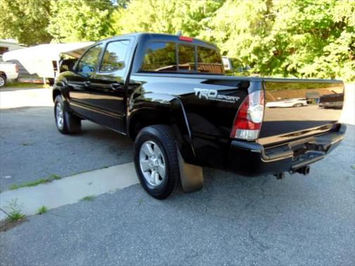 2014 Toyota Tacoma Base