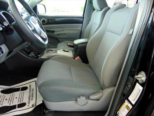 2015 Toyota Tacoma Base