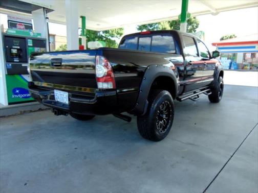2015 Toyota Tacoma Base