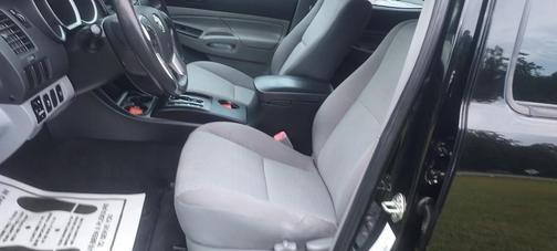 2015 Toyota Tacoma Base