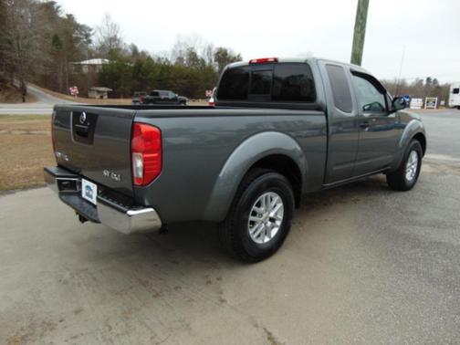 2017 Nissan Frontier SV