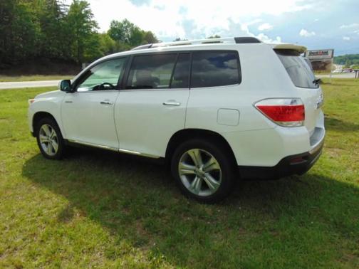 Blizzard Pearl 2013 Toyota Highlander Limited