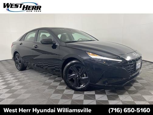 2022 Hyundai ELANTRA SEL