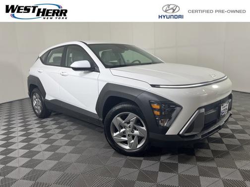 2025 Hyundai KONA SE