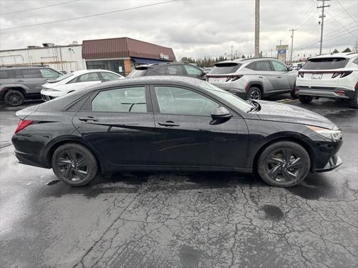 2023 Hyundai ELANTRA HEV Blue