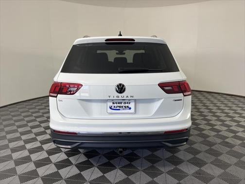 2024 Volkswagen Tiguan 2.0T SE 4MOTION