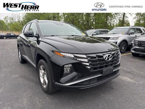Black 2023 Hyundai TUCSON SEL