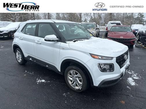 2023 Hyundai VENUE SE
