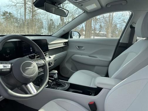 2024 Hyundai KONA SE