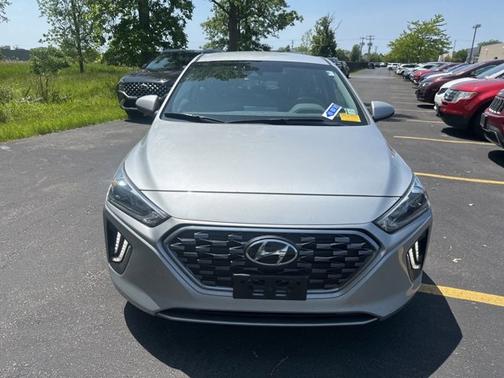 2020 Hyundai IONIQ Plug-In Hybrid SE