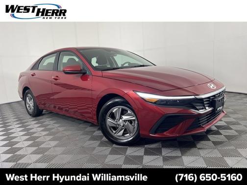 2025 Hyundai ELANTRA SE