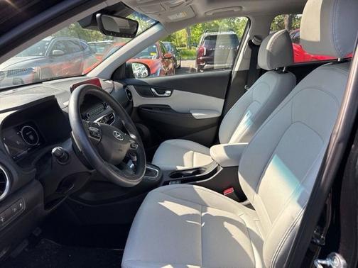Black 2023 Hyundai KONA Limited