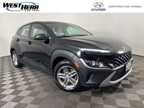 Black 2022 Hyundai KONA SE