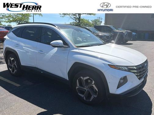 White 2023 Hyundai TUCSON Limited