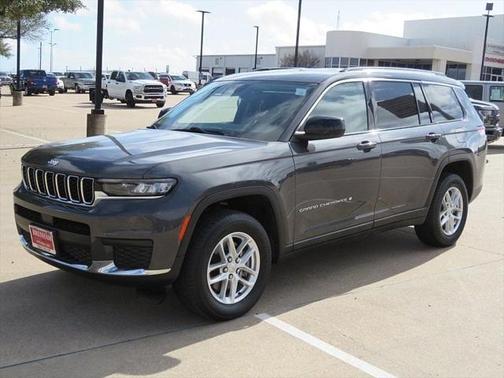 2023 Jeep Grand Cherokee L Laredo 4x4