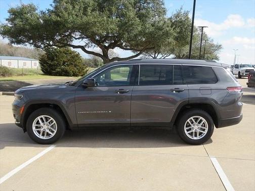 2023 Jeep Grand Cherokee L Laredo 4x4