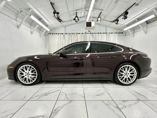 2022 Porsche Panamera 4S