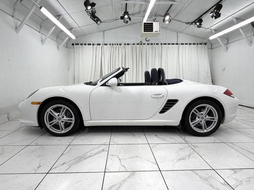 2011 Porsche Boxster 2dr Roadster