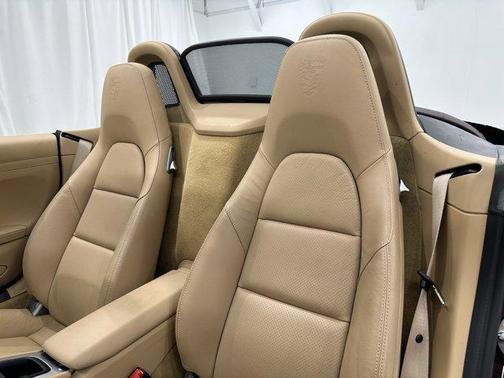 2014 Porsche Boxster 2dr Roadster
