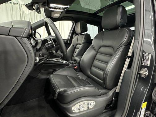 2024 Porsche Macan GTS