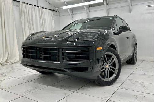 2025 Porsche Cayenne AWD