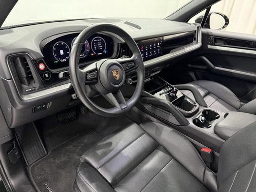 2025 Porsche Cayenne Cayenne