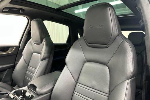 2024 Porsche Cayenne E-Hybrid S