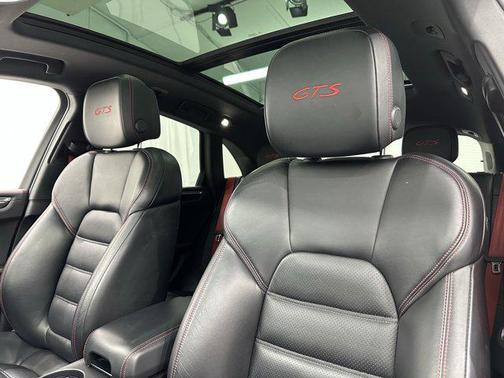 2021 Porsche Macan GTS