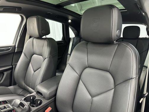 2025 Porsche Macan GTS
